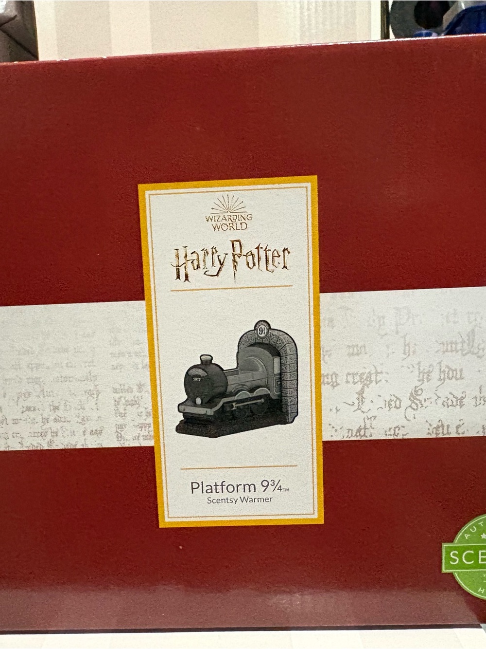 Scentsy Harry Potter Platform 9¾ Red Box